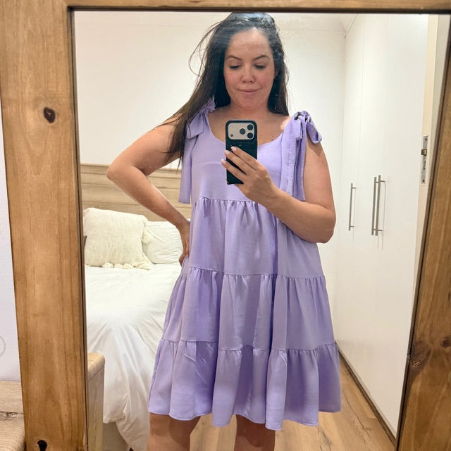 Daisy Ladies Dress in Lilac